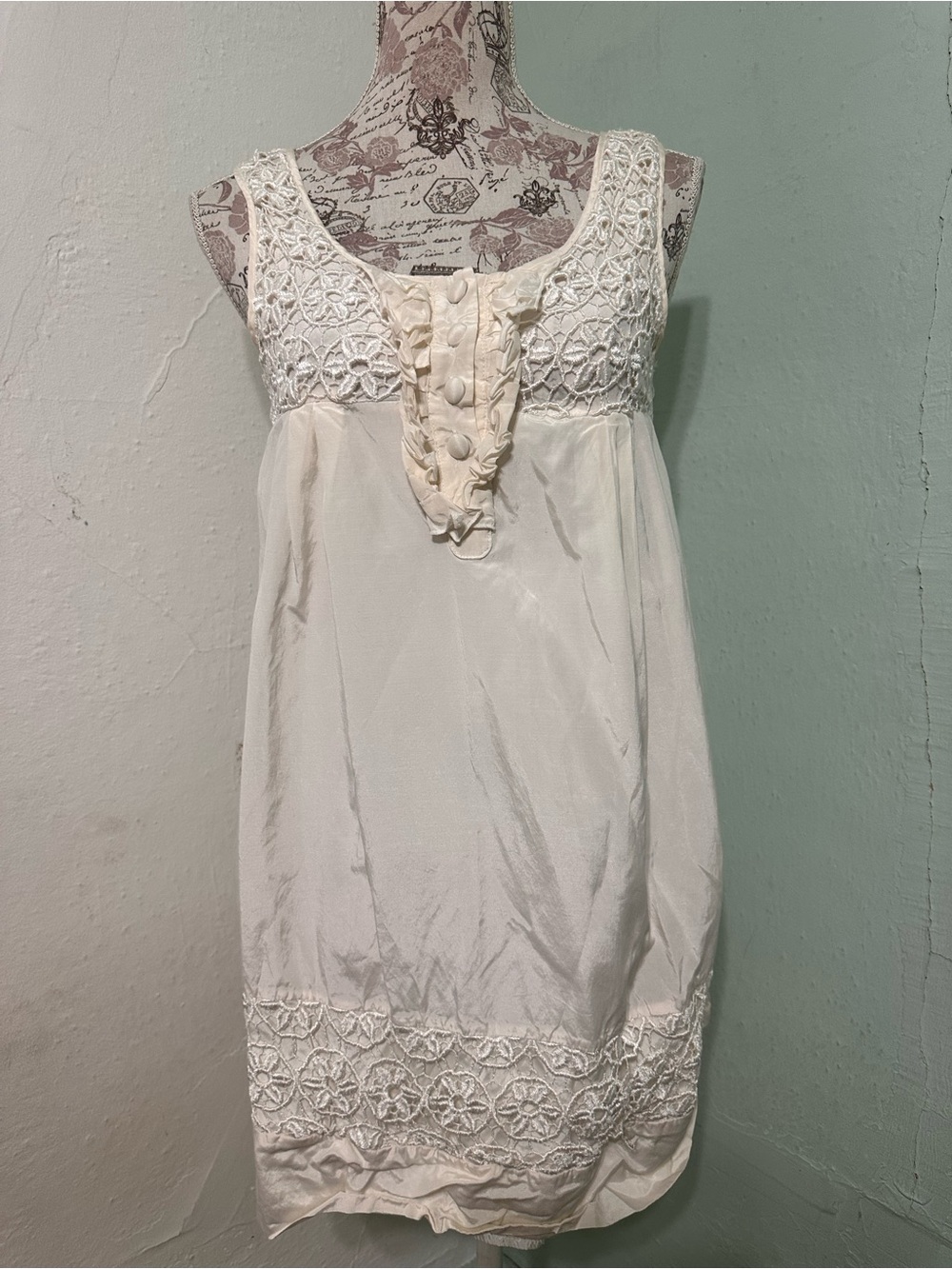 Forvever 21 Ivory Crochet Trim Sleeveless Dress size medium Y2K 2000 vintage